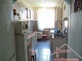 vand-apartament-2camere-zona-p-ta-rahova-1