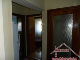 inchiriez-apartament-4-camere-decomandat-zona-dioda-5