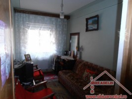 vand-apartament-3-camere-zona-vasile-aaron-2