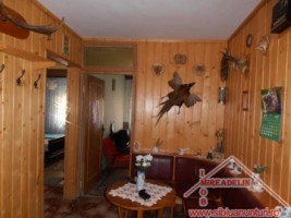 vand-apartament-3-camere-zona-vasile-aaron-4