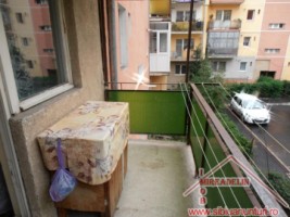 vand-apartament-3-camere-zona-vasile-aaron-6