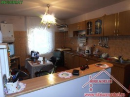 inchiriez-apartament-2-camere-zona-peco-milea