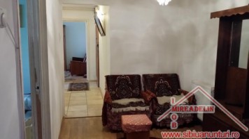 inchiriez-apartament-3-camere-in-cartierul-vasile-aaron-1