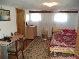 vand-casa-singur-in-curte-3-camere-zona-piata-cluj-3