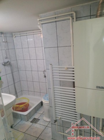 inchiriez-apartament-la-casa-in-cartierul-lazaret-3