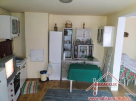 vand-apartament-la-casa-zona-centrala-1