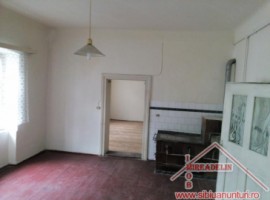 vand-apartament-la-casa-zona-centrala-7