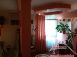 inchiriez-apartament-la-mansarda-cu-3-camerevalea-aurie-1