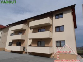 vindem-apartament-1-camera-finisat-bloc-nou-40-mp-pictor-brana