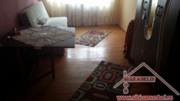 urgent-apartament-3-camere-b-dul-mihai-viteazu-90-mp-2