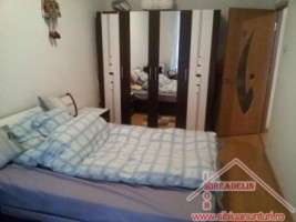 inchiriez-apartament-2-camere-mobilat-47-mp-zona-strand-1