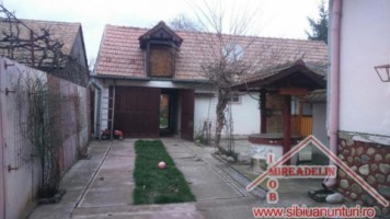 casa-4-camere-in-selimbar-800-mp-teren-9