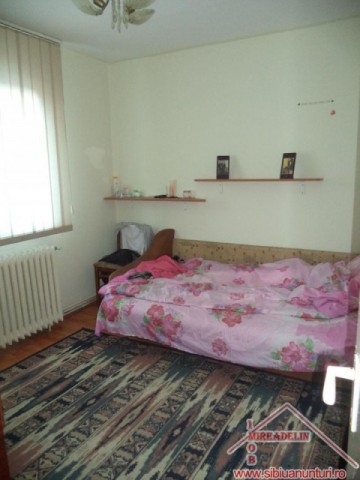 inchiriez-apartament-3-camere-zona-ciresica-3