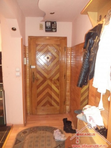 inchiriez-apartament-3-camere-zona-ciresica-5