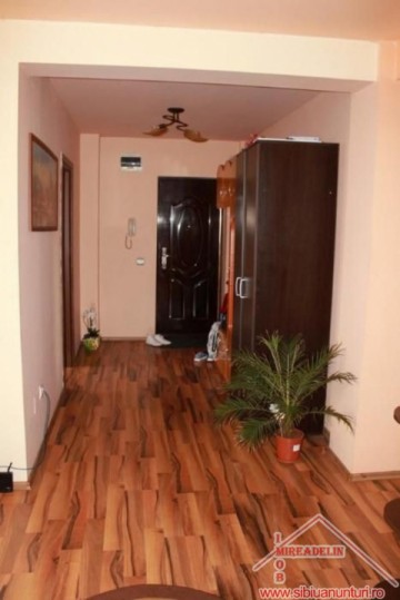 inchiriez-apartament-2-camere-terezian-1