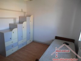 inchiriez-apartament-3-camere-pe-biltz-turnisor-1