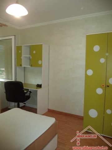 inchiriez-apartament-2-camere-calea-cisnadiei-1