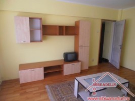 inchiriez-apartament-2-camere-modern-zona-centrala-2