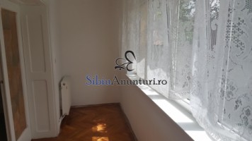 inchiriez-casa-singur-in-curte-zona-parc-sub-arini-6