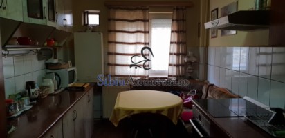 vand-apartament-3-camere-str-ariesului-66-mp-1