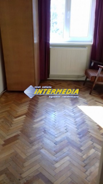 apartament-2-camere-decomandat-de-vanzare-centru-3
