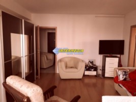 apartament-cu-o-camera-de-vanzare-centru-etaj-intermediar