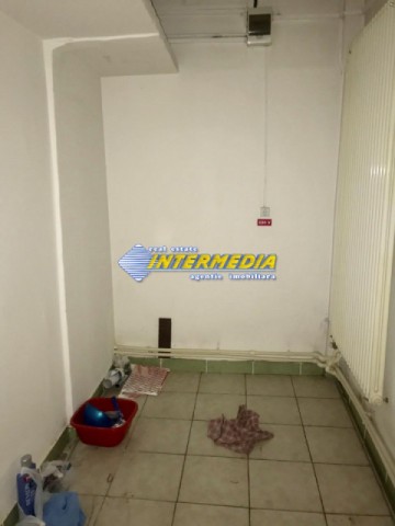 spatiu-comercial-cu-vad-foarte-bun-in-cartierul-cetate-de-inchiriat-alba-iulia-7
