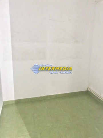 spatiu-comercial-cu-vad-foarte-bun-in-cartierul-cetate-de-inchiriat-alba-iulia-9