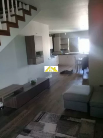 apartament-3-camere-scara-interioara-2