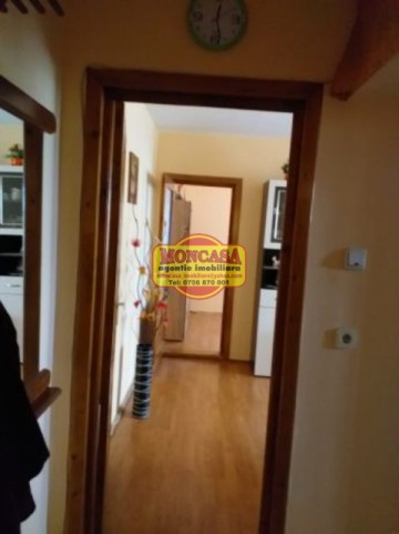 apartament-2-camere-zona-scolii-12-4