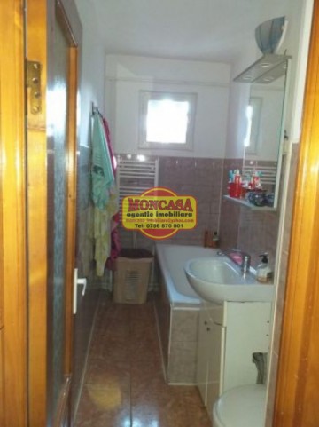 apartament-2-camere-zona-scolii-12-6