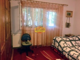 apartament-3-camere-etaj-1-capat-1-decomandat-2