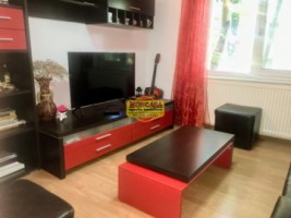 apartament-3-camere-etaj-1-capat-1-decomandat-4