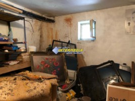 spatiu-comercial-de-vanzare-in-cetate-2