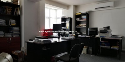 apartament-4-camere-decomandat-zona-bazar-11