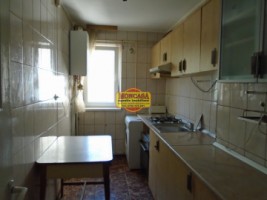 apartament-3-camere-zona-centrala-etaj-2-2