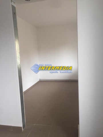 spatiu-comercial-finisat-de-vanzare-sub-stadion-4