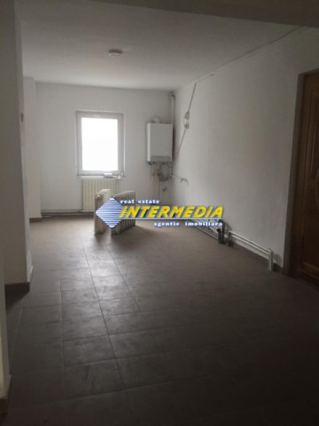 spatiu-comercial-finisat-de-vanzare-sub-stadion-9