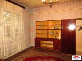 casa-cu-etaj-si-garaj-14-mai-id-21488-8