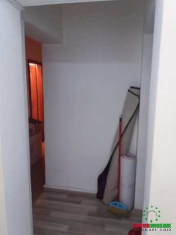 spatiu-comercial-cu-vad-intens-de-inchiriat-in-sibiu-zona-alba-iulia-3