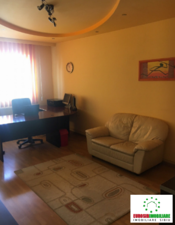 apartament-cu-3-camere-semidecomandat-de-inchiriat-zona-dioda-1