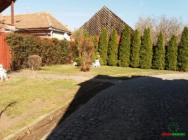 casa-de-lux-individuala-cu-gradina-la-cheie-de-inchiriat-in-sibiu-24