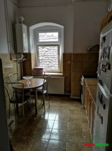 apartament-cu-2-camere-de-inchiriat-zona-centrul-istoric-4