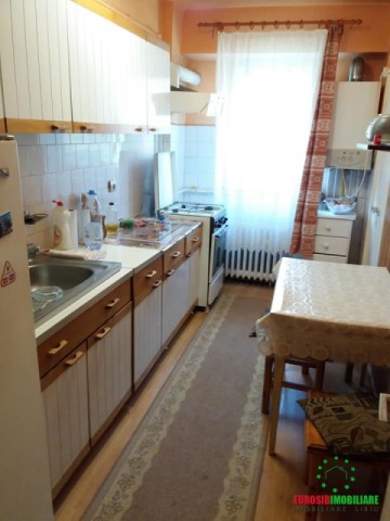 apartament-3-camere-de-inchiriat-in-sibiu-zona-garii-5