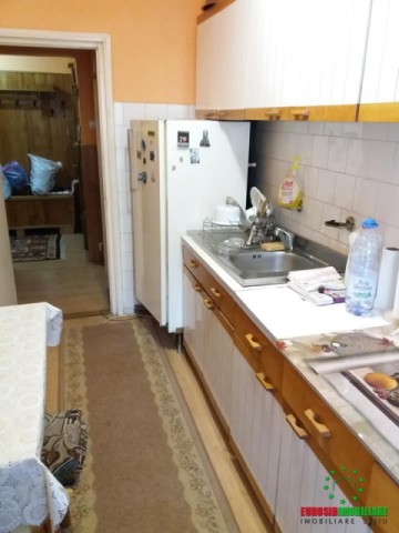 apartament-3-camere-de-inchiriat-in-sibiu-zona-garii-6