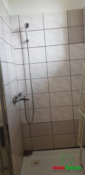 apartament-cu-2-camere-de-inchiriat-zona-mihai-viteazu-6