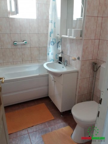 apartament-4-camere-de-inchiriat-in-sibiu-zona-garii-9