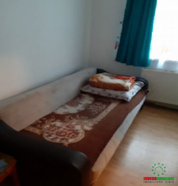 apartament-cu-2-camere-nededcomandat-de-vanzare-zona-interex-5