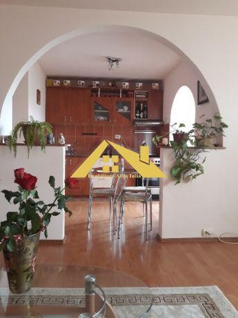 de-inchiriat-apartament-cu-3-camere