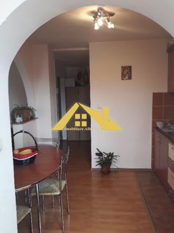 de-inchiriat-apartament-cu-3-camere-1